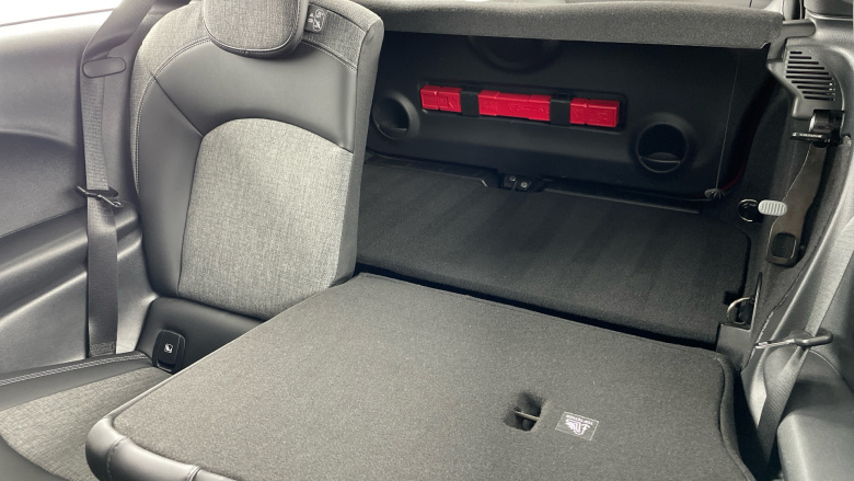 MINI Hatchback 135kW Cooper S Level 2 33kWh 3dr Auto Electric Hatchback